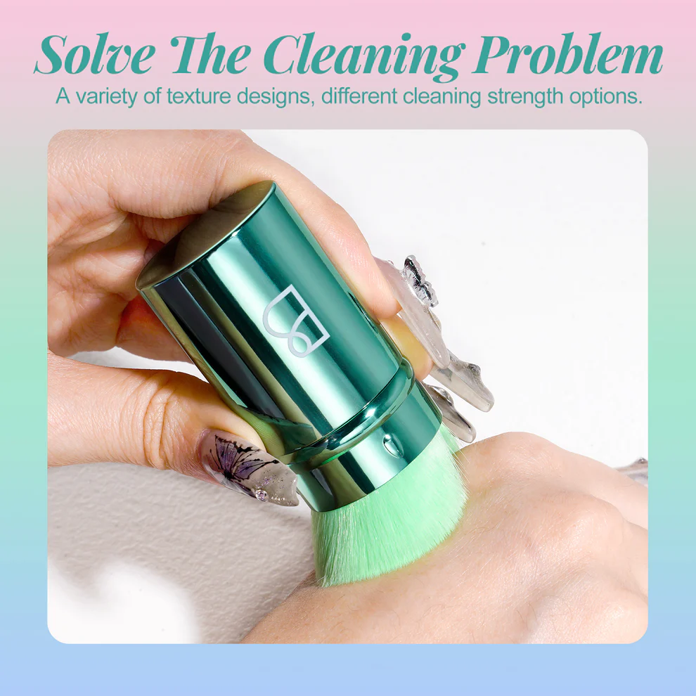 Retractable Kabuki Brush